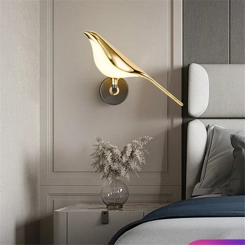 Golden Magpie Wall Lamp